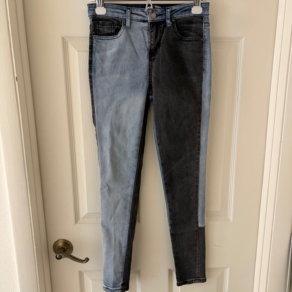 Fashion Nova Two Tone Skinny Jeans Women's Size 0 Color Block Denim